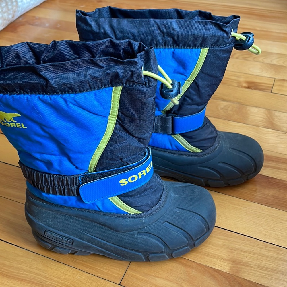 Sorel Kids Blue and Black Snow Boots